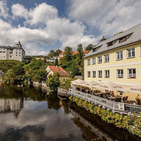 Rozmberk Inn 로즘벅네드블타부 외부 사진