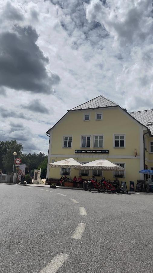 Rozmberk Inn 로즘벅네드블타부 외부 사진