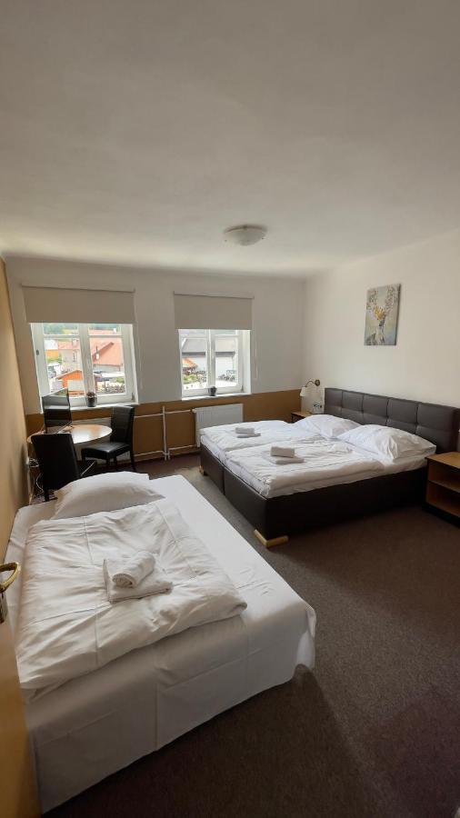 Rozmberk Inn 로즘벅네드블타부 외부 사진
