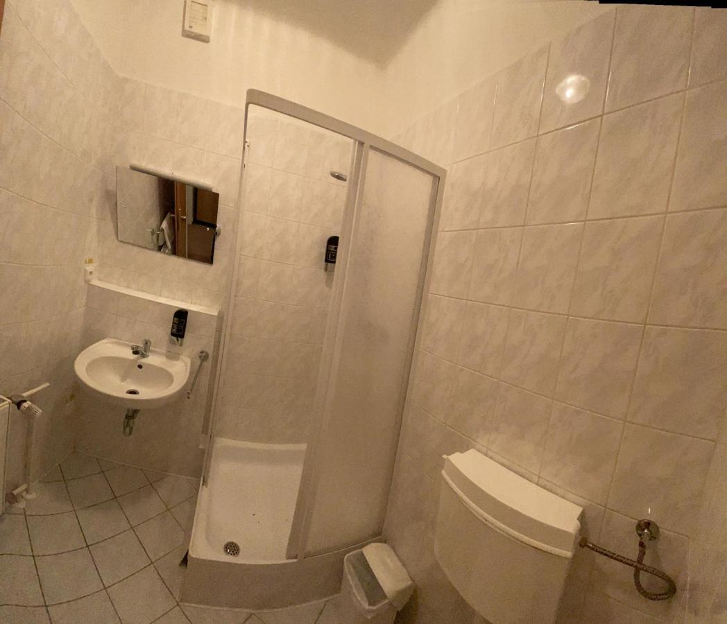 Rozmberk Inn 로즘벅네드블타부 외부 사진