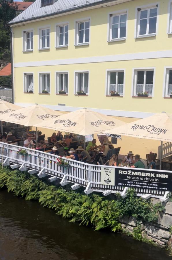 Rozmberk Inn 로즘벅네드블타부 외부 사진
