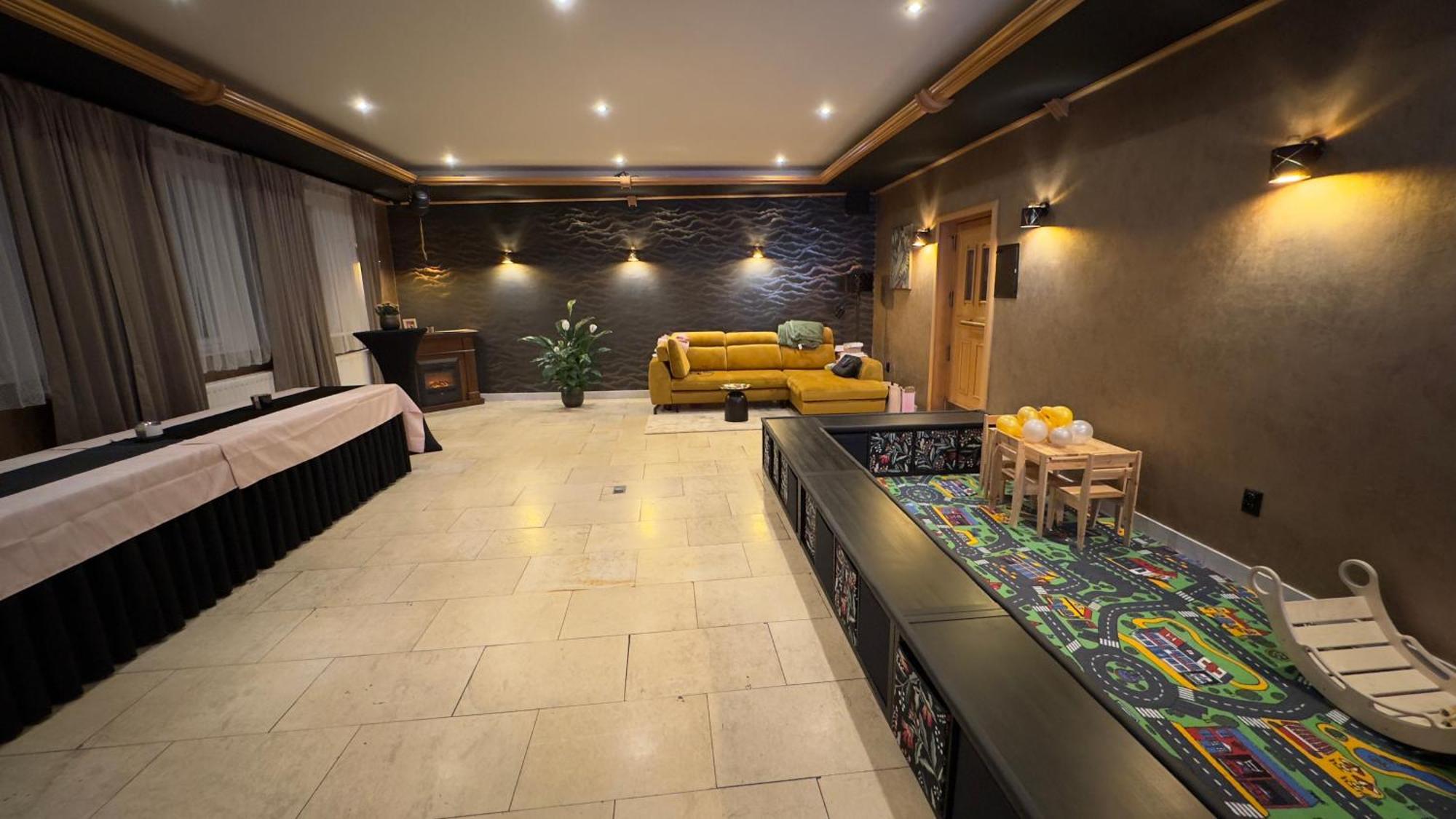 Rozmberk Inn 로즘벅네드블타부 외부 사진
