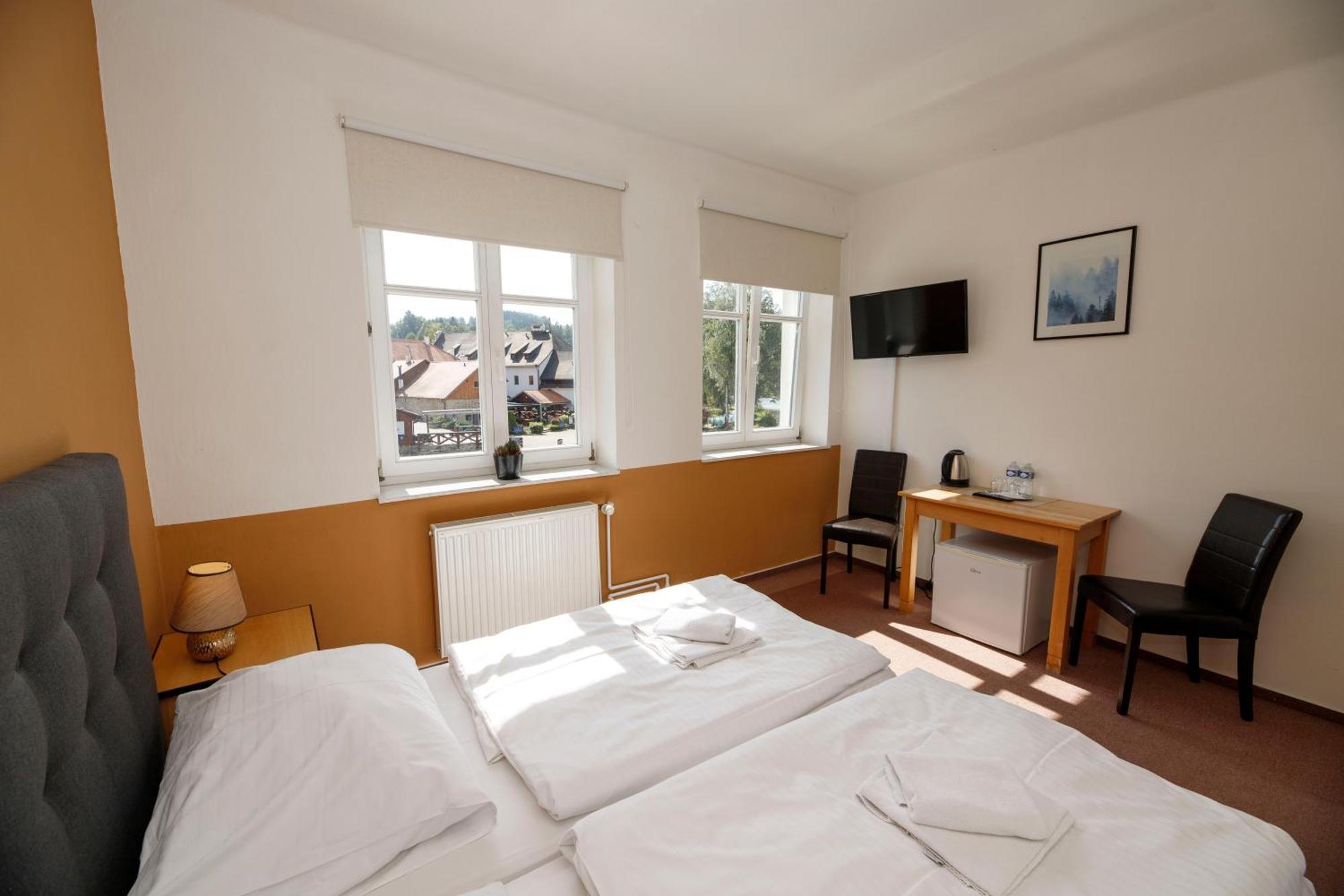 Rozmberk Inn 로즘벅네드블타부 외부 사진