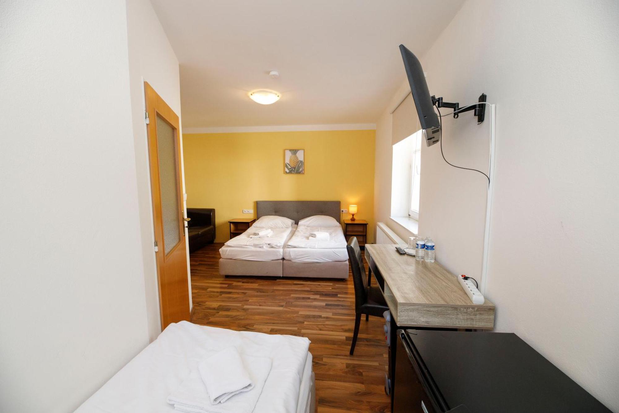 Rozmberk Inn 로즘벅네드블타부 외부 사진