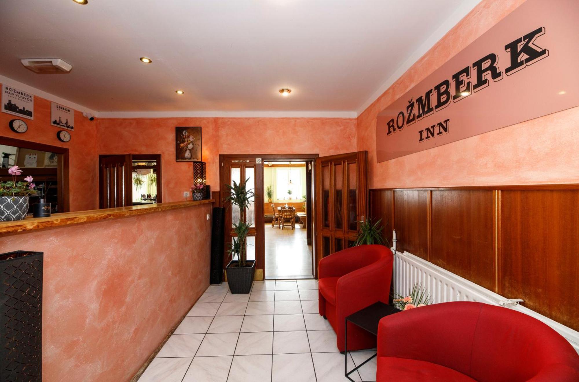 Rozmberk Inn 로즘벅네드블타부 외부 사진