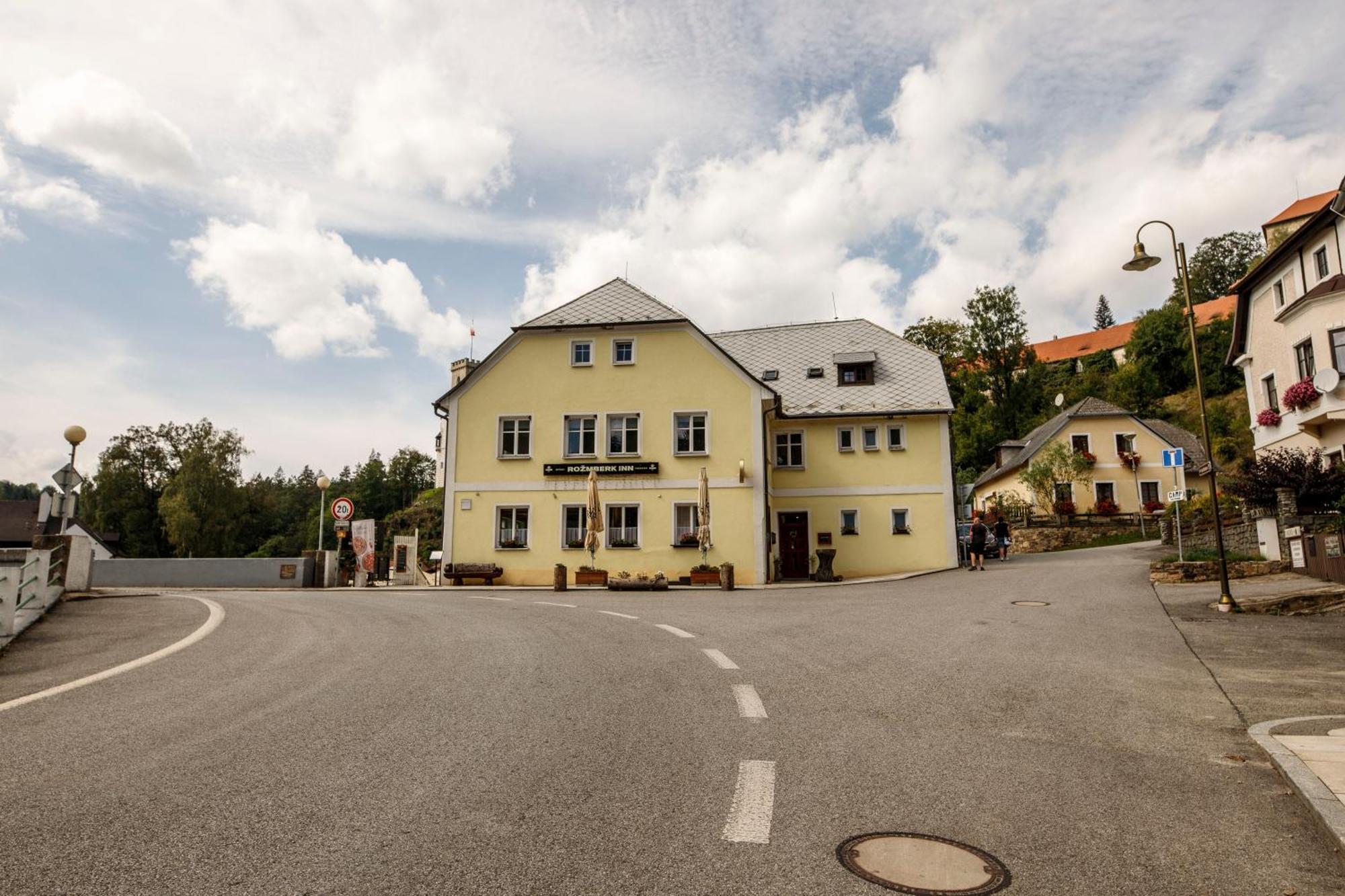 Rozmberk Inn 로즘벅네드블타부 외부 사진